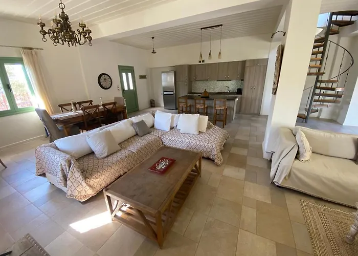 Willa Joyanna Pool, Sea View & Olive Grove Serenity In Mani