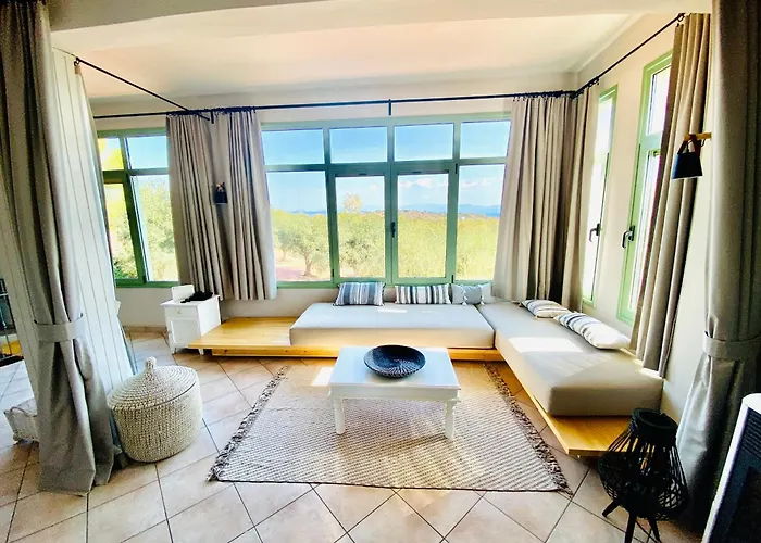 Joyanna Pool, Sea View & Olive Grove Serenity In Mani *