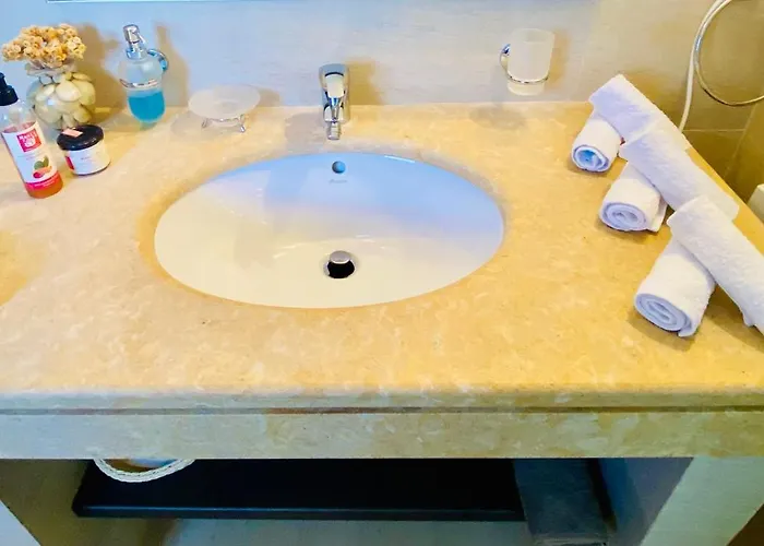 Willa Joyanna Pool, Sea View & Olive Grove Serenity In Mani